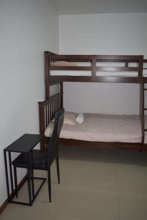 Affordable Makati Apt Manila Luaran gambar