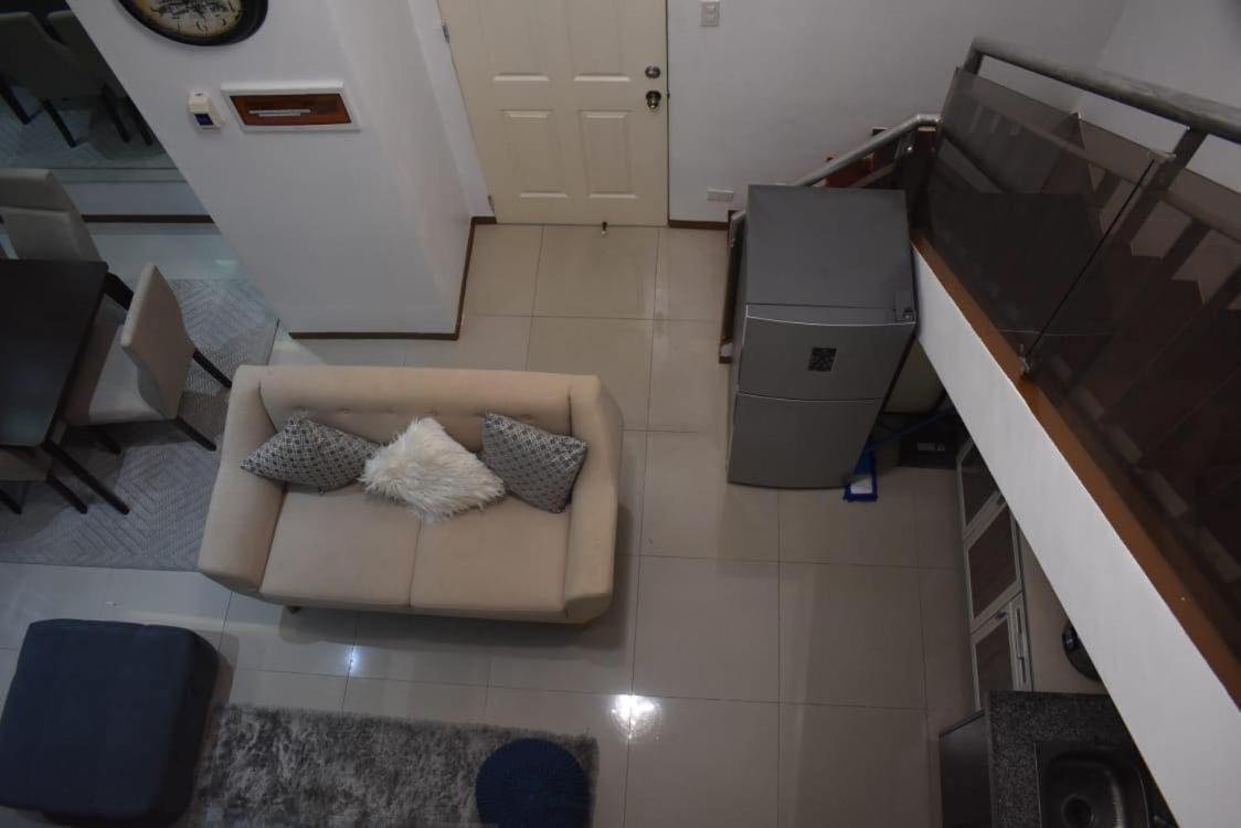 Affordable Makati Apt Manila Luaran gambar