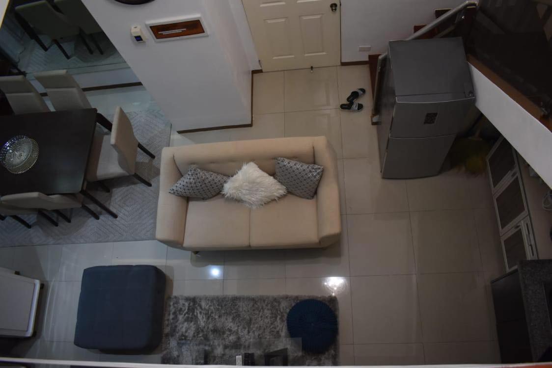 Affordable Makati Apt Manila Luaran gambar