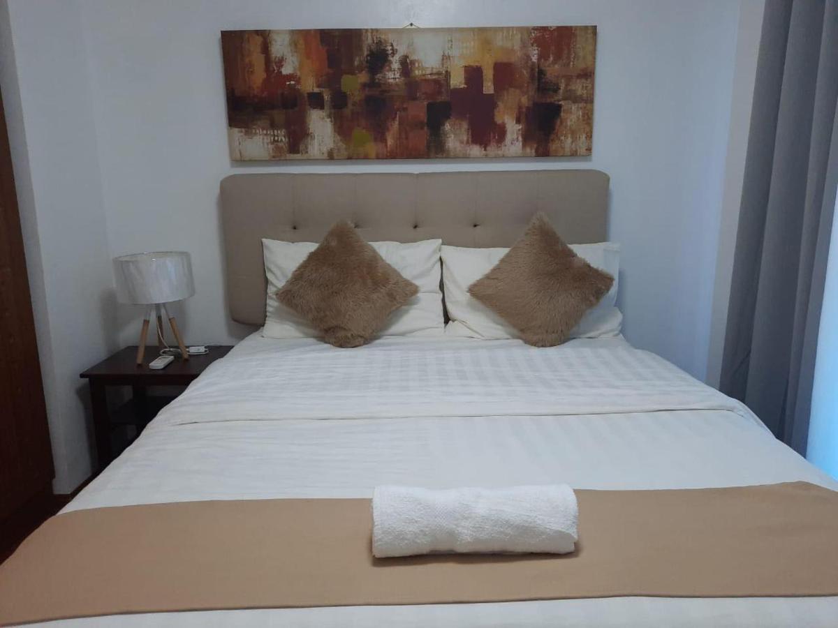 Affordable Makati Apt Manila Luaran gambar