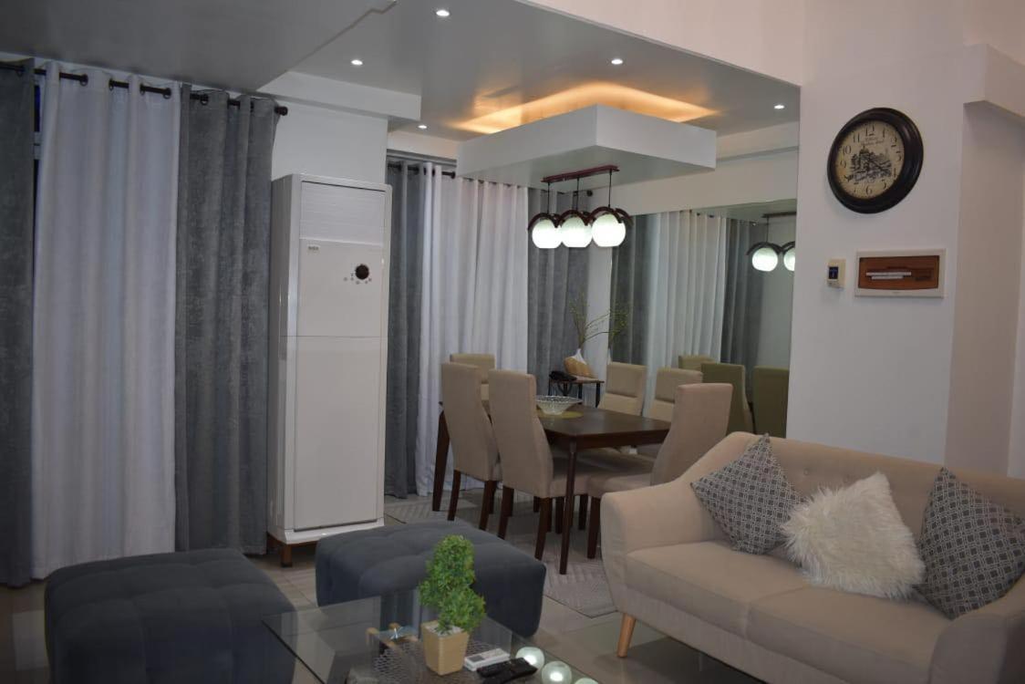 Affordable Makati Apt Manila Luaran gambar