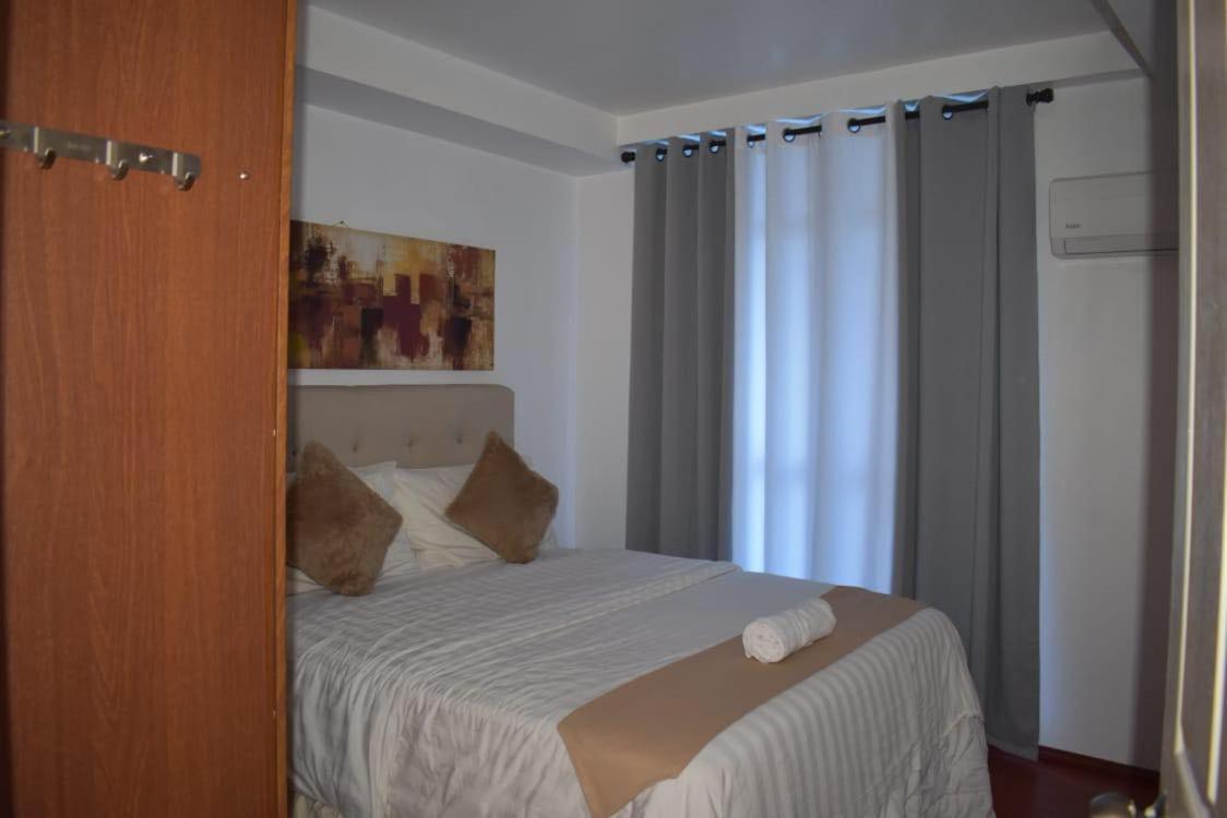 Affordable Makati Apt Manila Luaran gambar