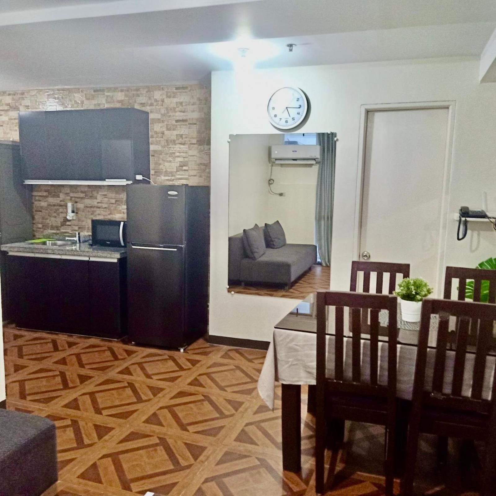 Affordable Makati Apt Manila Luaran gambar