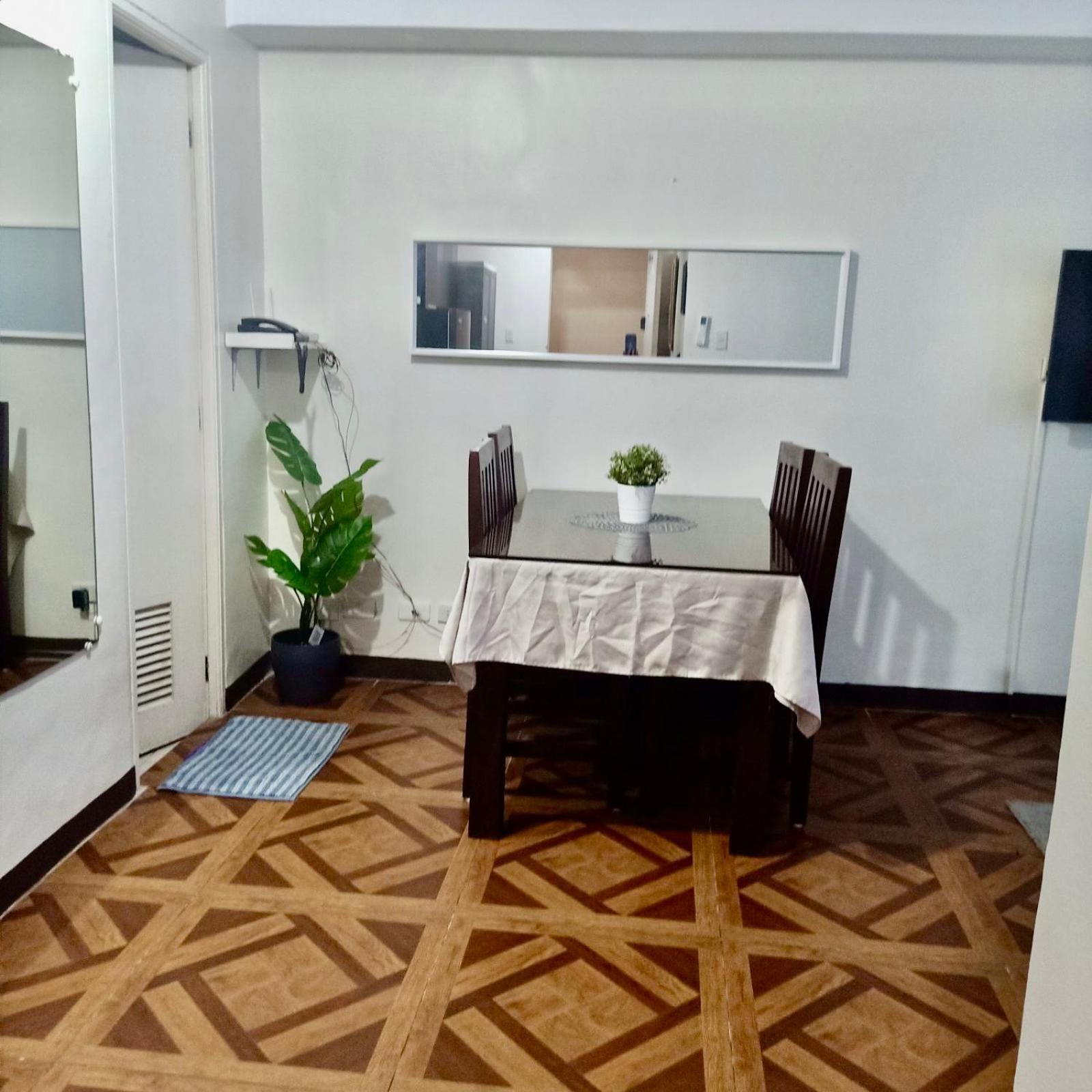 Affordable Makati Apt Manila Luaran gambar