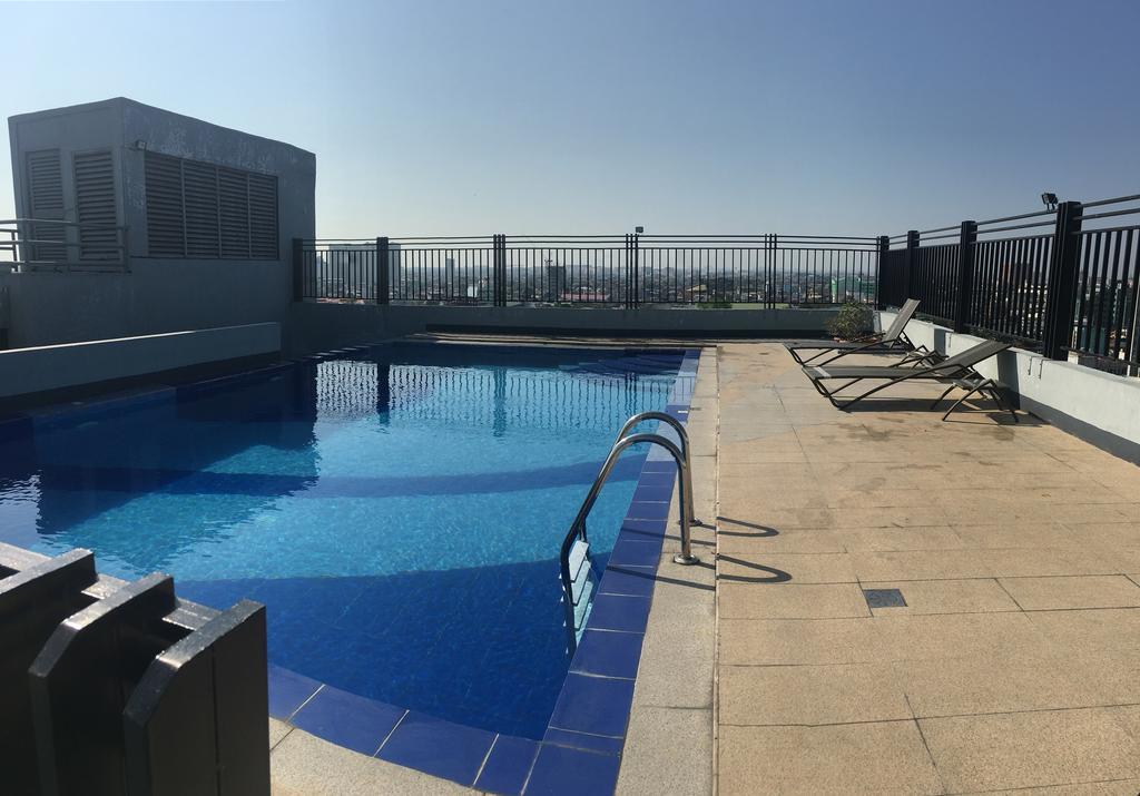 Affordable Makati Apt Manila Luaran gambar