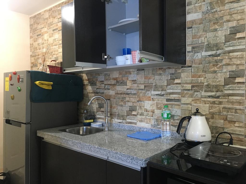 Affordable Makati Apt Manila Luaran gambar